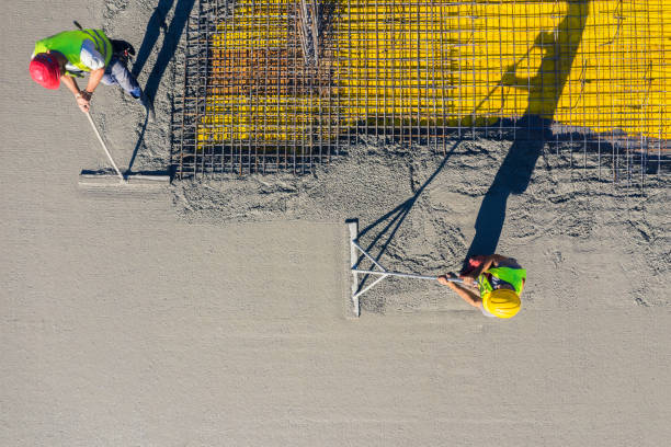 Best Commercial Concrete Services in Momence, IL